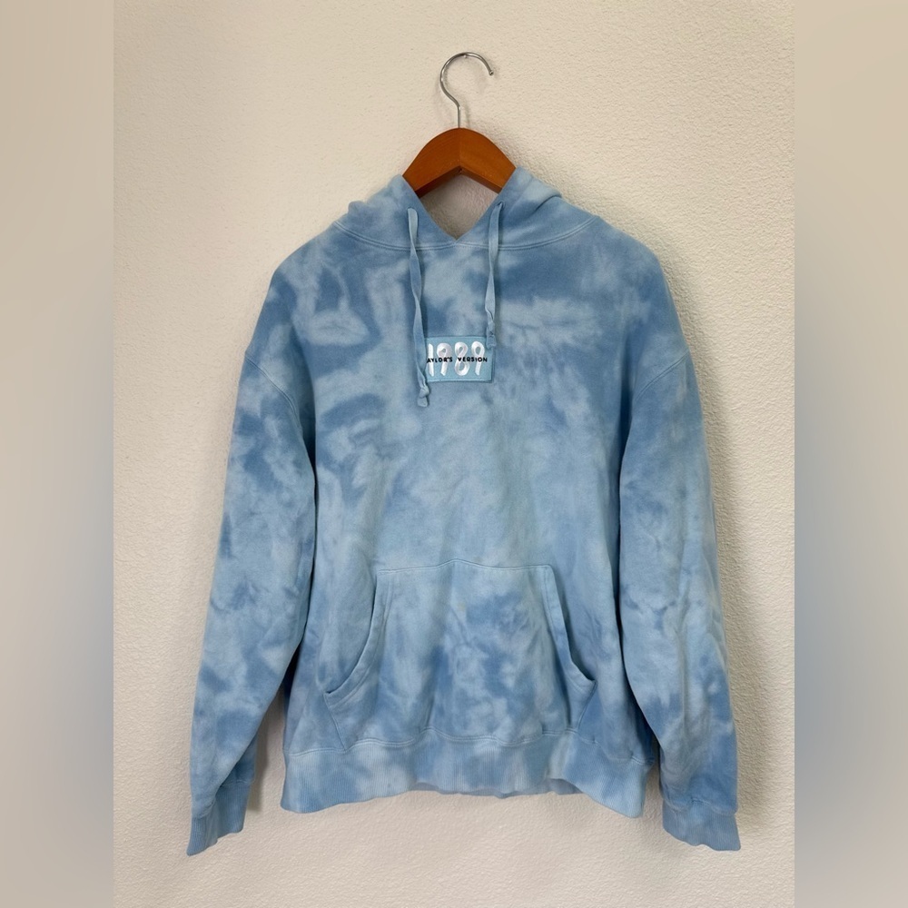 1989 Taylor's Version Blue Tie Dye Hoodie Women’s Size Large